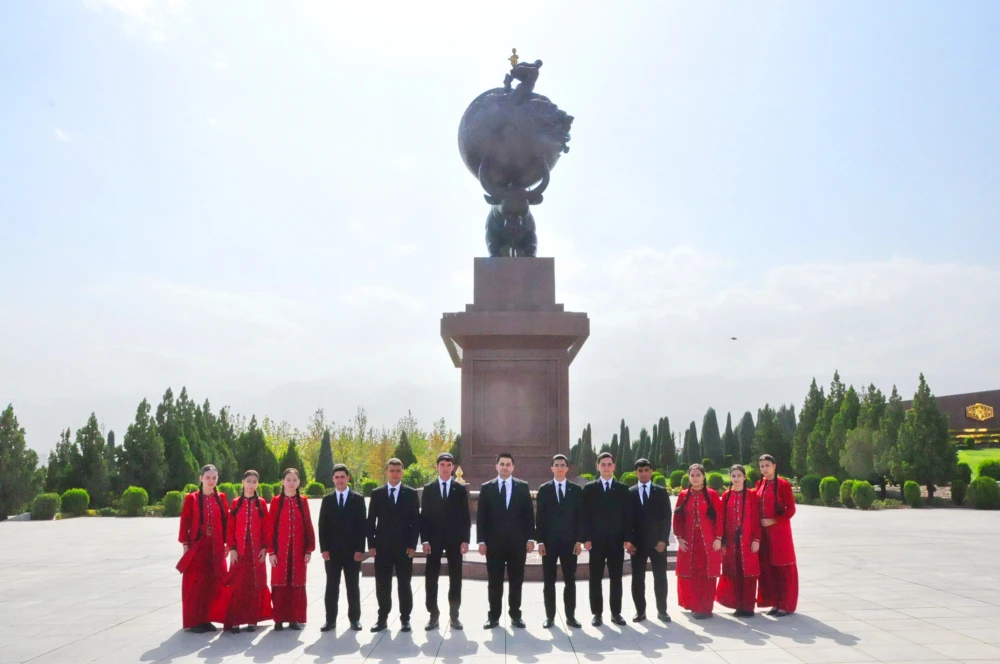 Экскурсия в Мемориальный комплекс «Halk hakydasy» (Народная память)