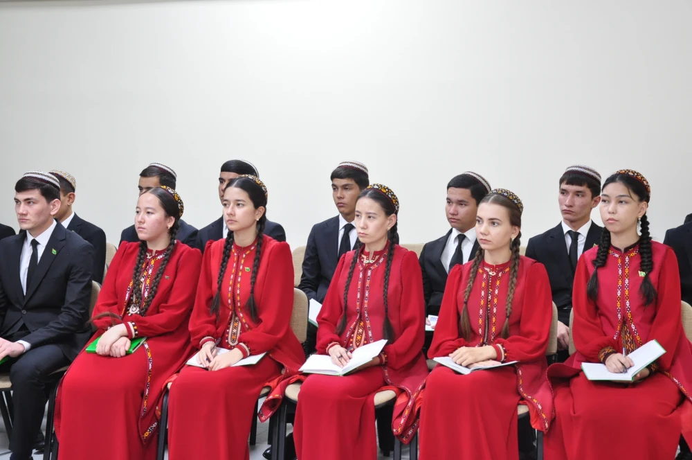 TÄSIRLI DUŞUŞYK GEÇIRILDI
