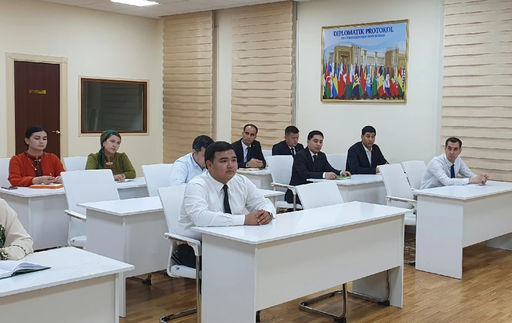 THE SUMMER PHASE OF THE «DIPLOMATIC PROTOCOL» SPECIALIZED TRAINING CENTER STARTS ITS WORK