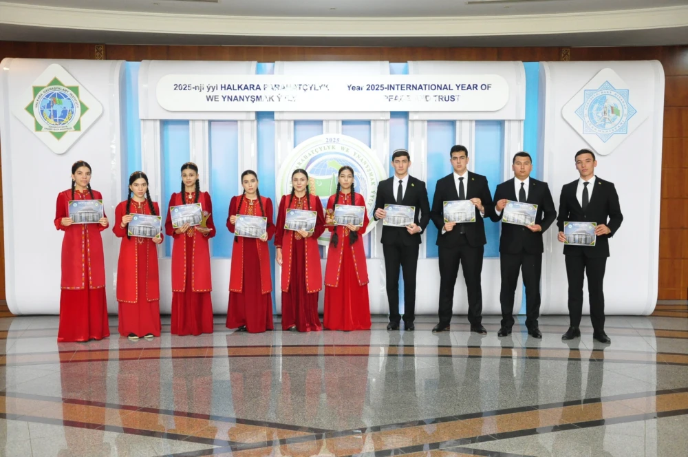 A Public Speaking Contest Was Held Among Students