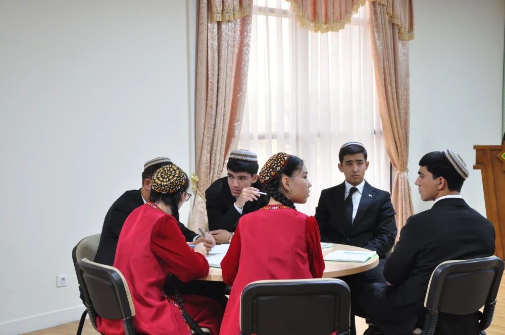 COMPETITION "LANGUAGES IN HARMONY" WAS HELD