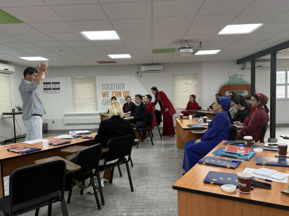 Žurnalistler üçin okuw sapagy geçirildi
