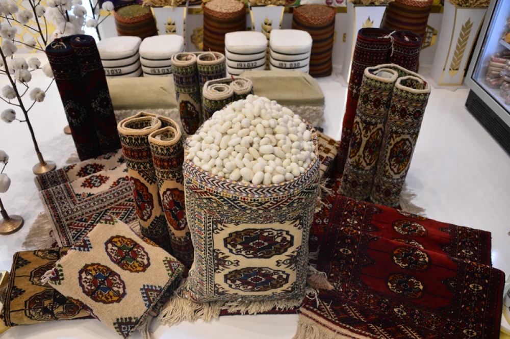 HUSUSY PUDAGYŇ GUWANDYRYJY ÜSTÜNLIKLERI