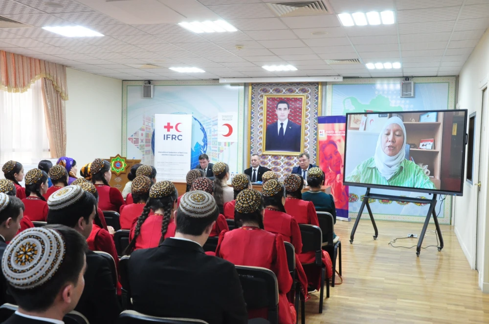 “HALKARA YNSANPERWER HUKUGY – PARAHATÇYLYGYŇ GORAGÇYSY” ATLY OKUW MASLAHATY GEÇIRILDI