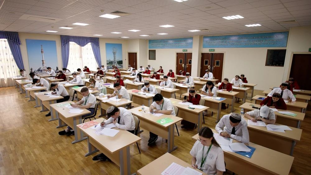 «HALKARA GATNAŞYKLARY: PARAHATÇYLYK DIALOGYNYŇ MEDENIÝETI»  ATLY II HALKARA BÄSLEŞIGINE BADALGA BERILDI