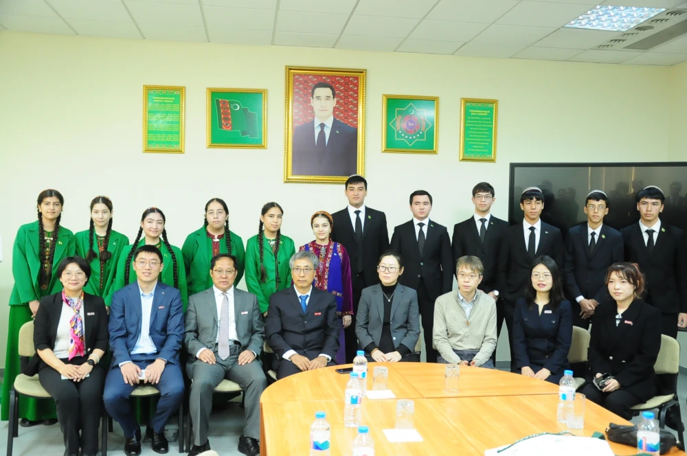 LANÇŽOU UNIWERSITETINIŇ WEKILLERINIŇ GATNAŞMAGYNDA OKUW SAPAGY GEÇIRILDI