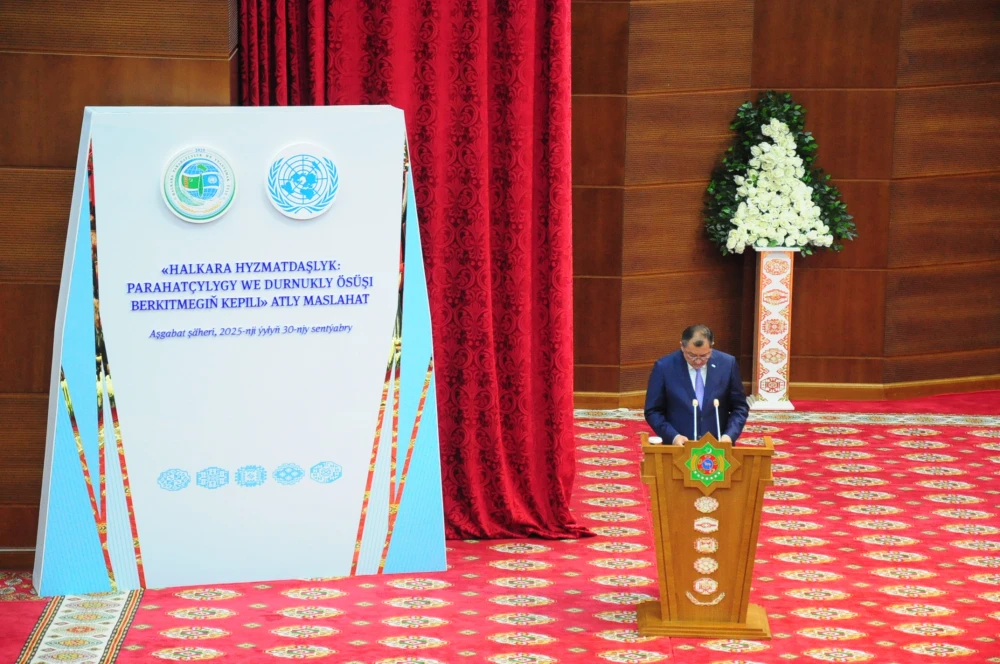 «HALKARA HYZMATDAŞLYK: PARAHATÇYLYGY WE DURNUKLY ÖSÜŞI BERKITMEGIŇ KEPILI» ATLY MASLAHAT GEÇIRILDI