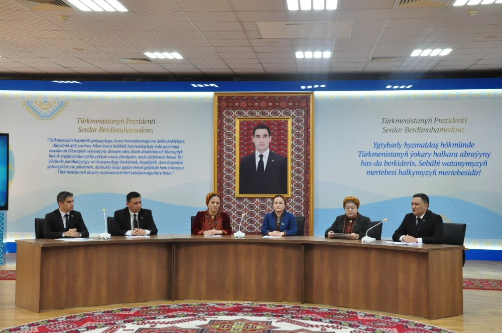 БРИФИНГ ПО ИТОГАМ ВИЗИТА НАЦИОНАЛЬНЫЙ ЛИДЕРA, ГЕРОЯ-АРКАДАГА В АВСТРИЙСКУЮ РЕСПУБЛИКУ surady