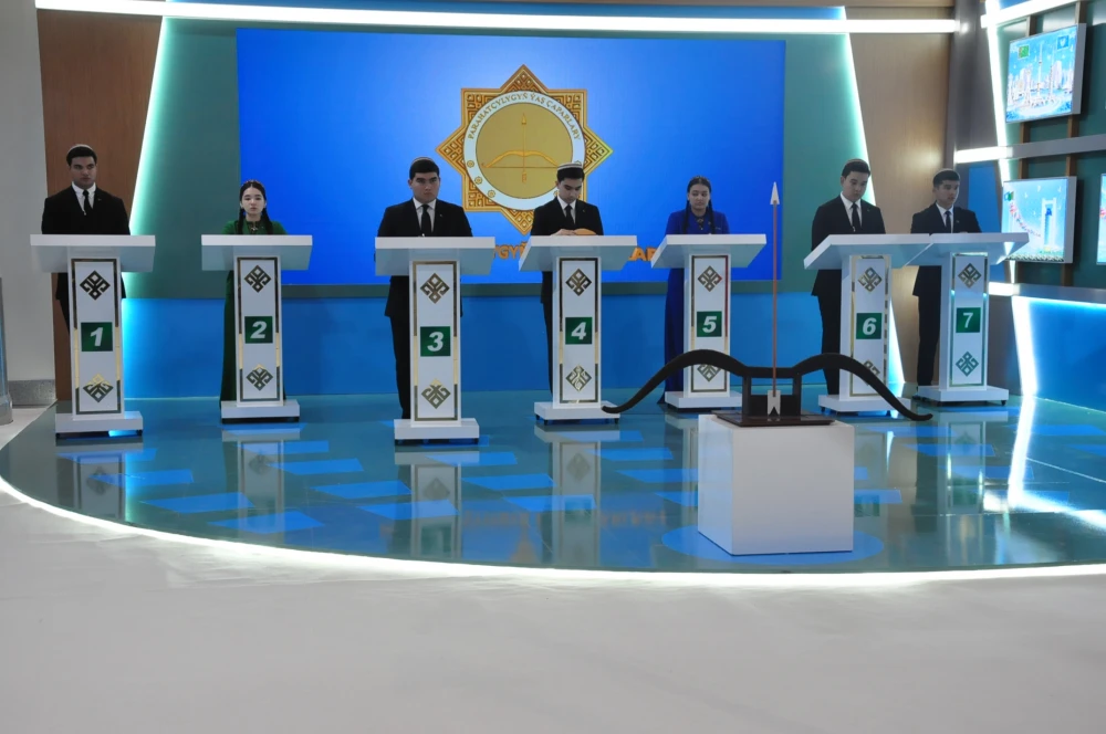 «PARAHATÇYLYGYŇ ÝAŞ ÇAPARLARY»: V MÖWSÜMIŇ I ÝARYM FINAL OÝNY