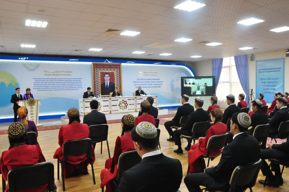 «ЧИТАЕМ ВМЕСТЕ!»: В ИНСТИТУТЕ ОТМЕТИЛИ ВСЕМИРНЫЙ ДЕНЬ КНИГИ И АВТОРСКОГО ПРАВА surady