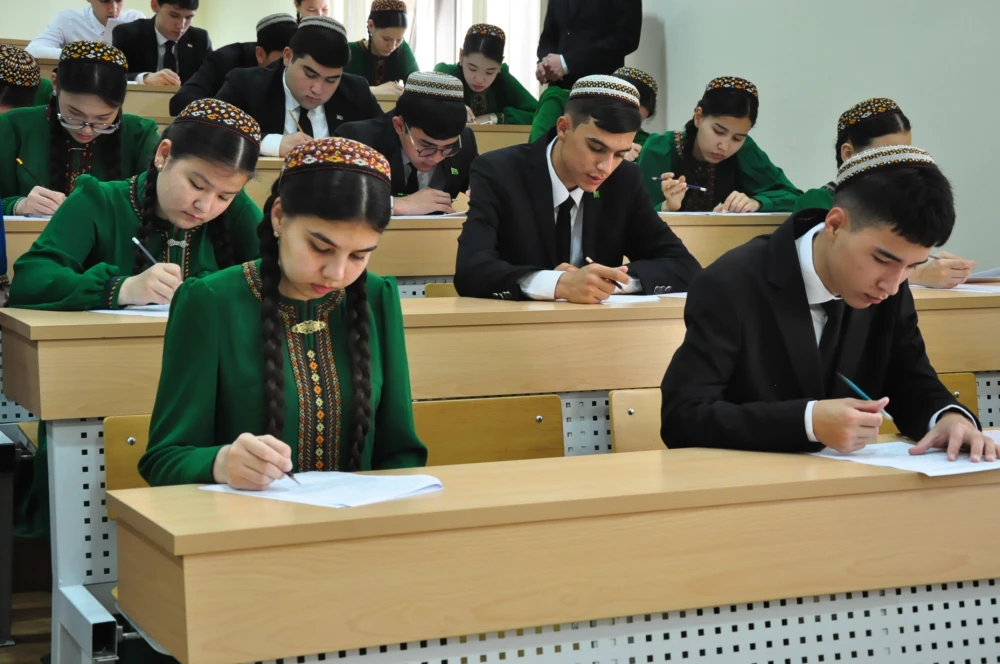 THE SECOND STAGE OF THE SUBJECT OLYMPIAD WAS HELD AMONG SCHOOL STUDENTS surady