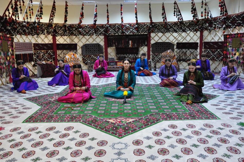 “EL HÜNÄRI – IL GEZER” FESTIVE CULTURAL CELEBRATION surady