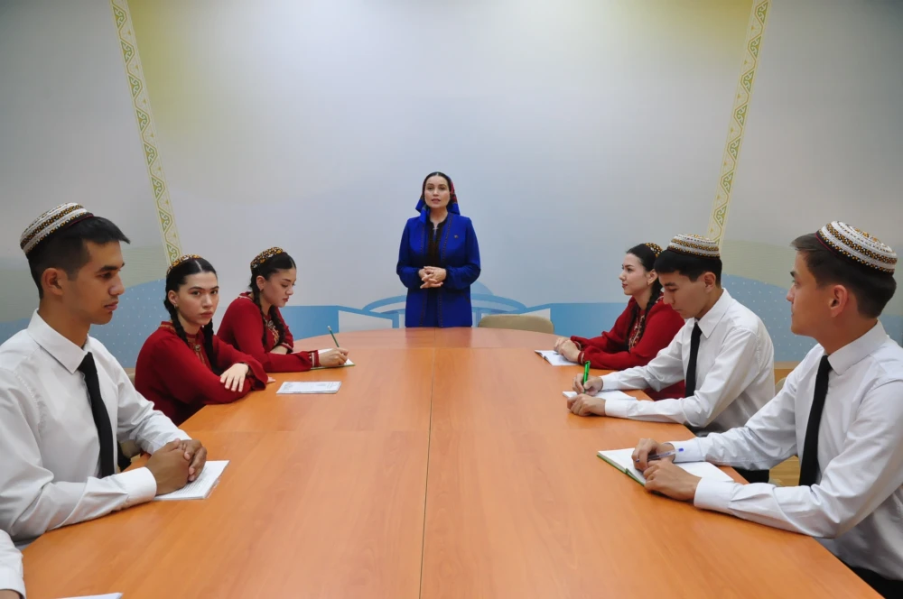 ONLINE TRAINING SESSION WAS HELD FOR VOLUNTEERS surady