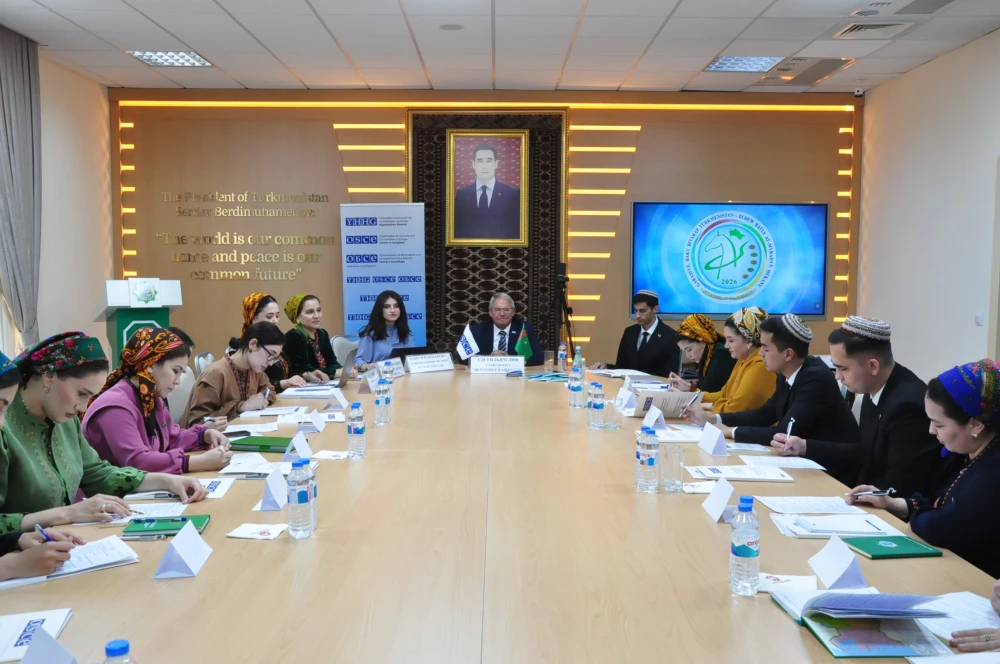 Training Workshop on Media Literacy for Professors and Instructors surady