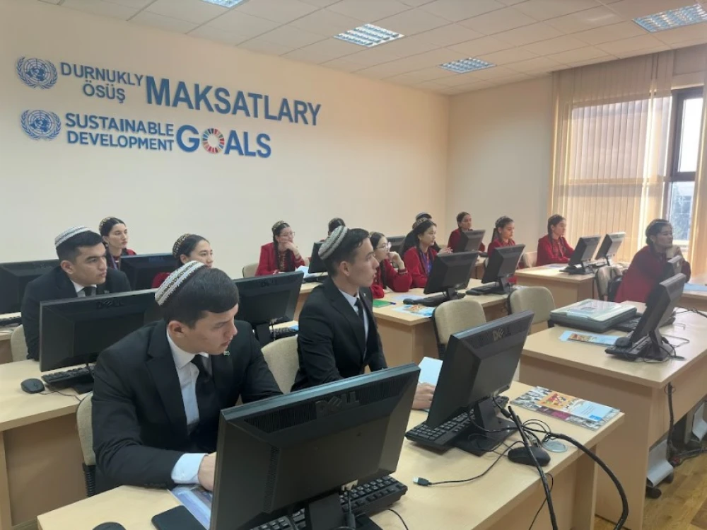 A Meeting Dedicated to the Implementation of Quality Education (SDG 4) in  Turkmenistan surady