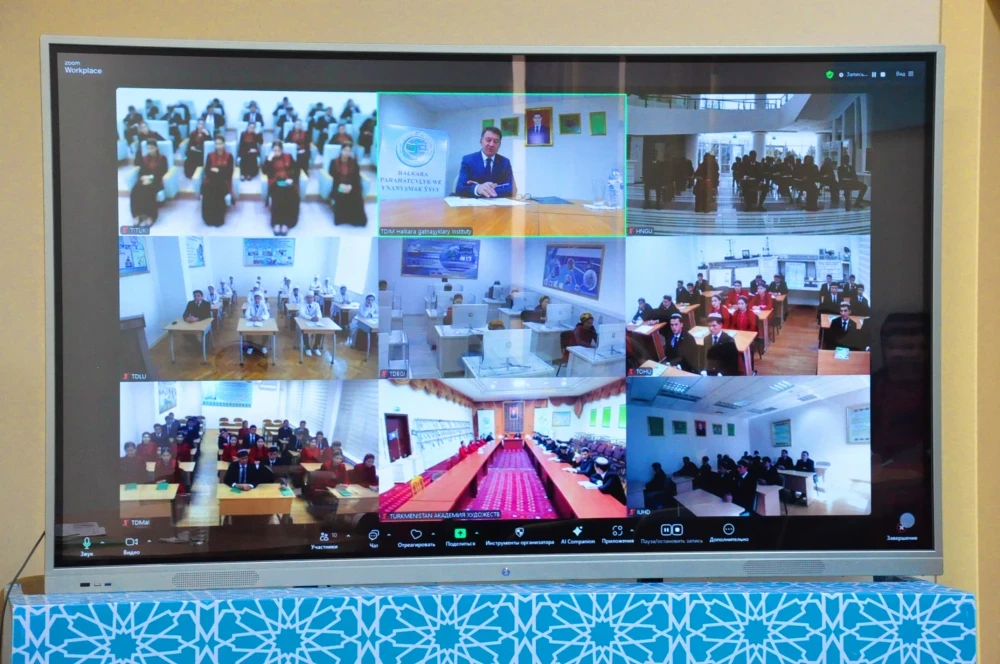 SANLY  ULGAM  ARKALY  WEBINAR  GEÇIRILDI surady