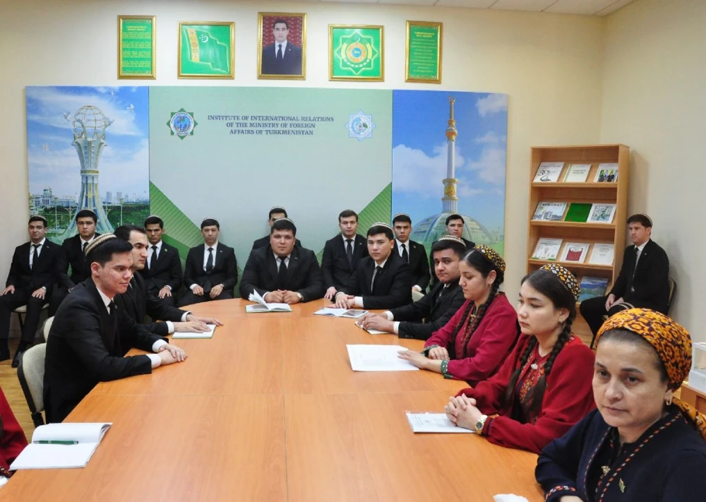 HALKARA MALIÝE WE ARBITRAŽ BOÝUNÇA  ONLAÝN OKUW SEMINARY GEÇIRILDI