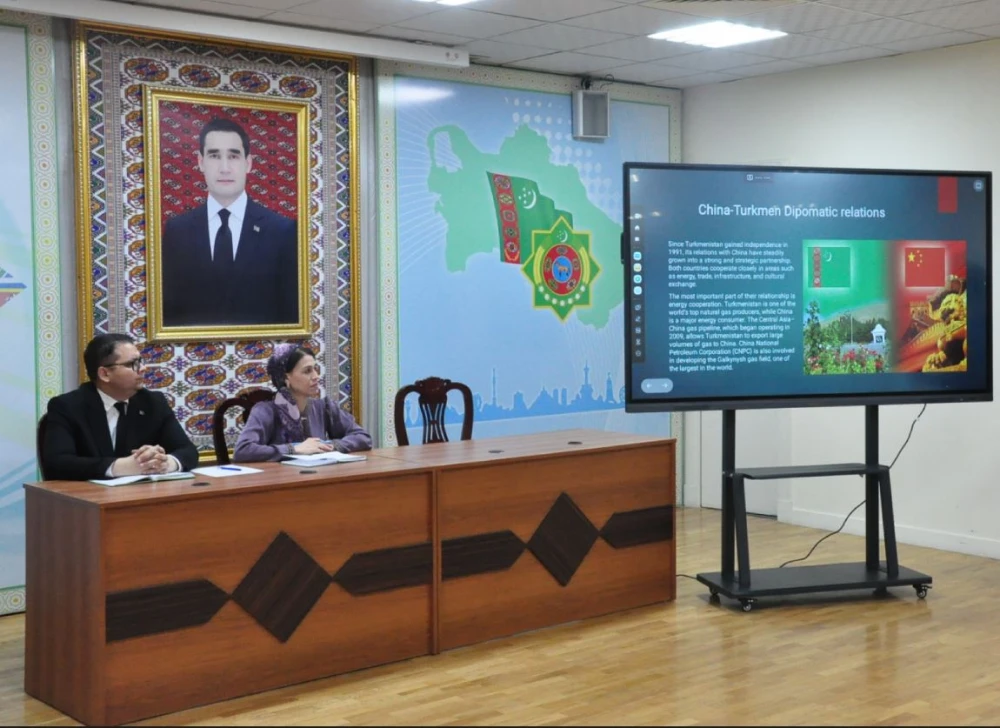 EXPRESSIVE READING COMPETITION “ BERK BINÝATLY WATANYM”