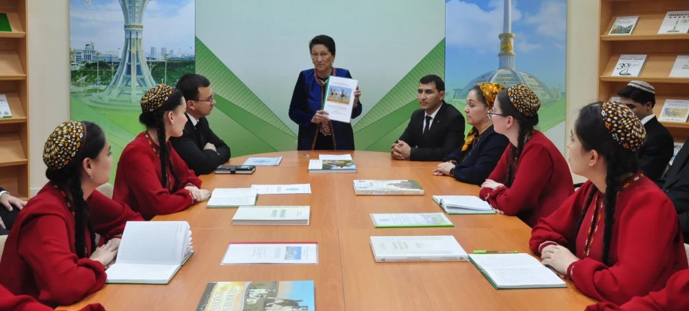 ЭНЕРГЕТИЧЕСКАЯ ДИПЛОМАТИЯ: В ИНСТИТУТЕ ОБСУДИЛИ ПЕРСПЕКТИВЫ ОСВОЕНИЯ МЕСТОРОЖДЕНИЯ «ГАЛКЫНЫШ»