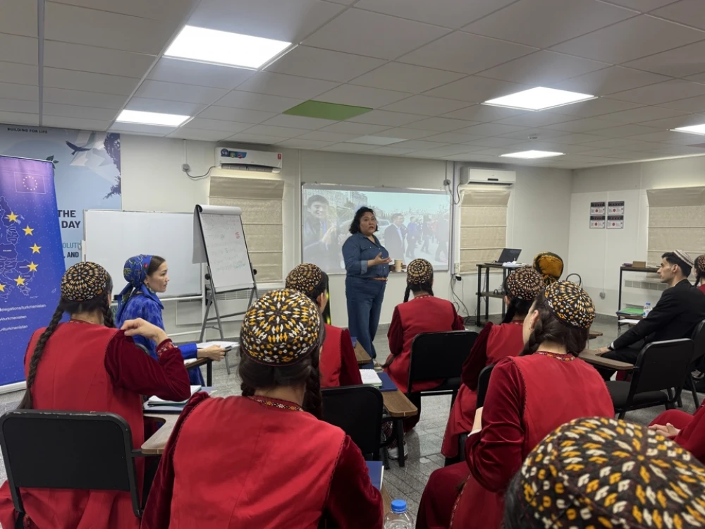 ПРОВЕДЕН ТРЕНИНГ ДЛЯ МОЛОДЫХ ЖУРНАЛИСТОВ