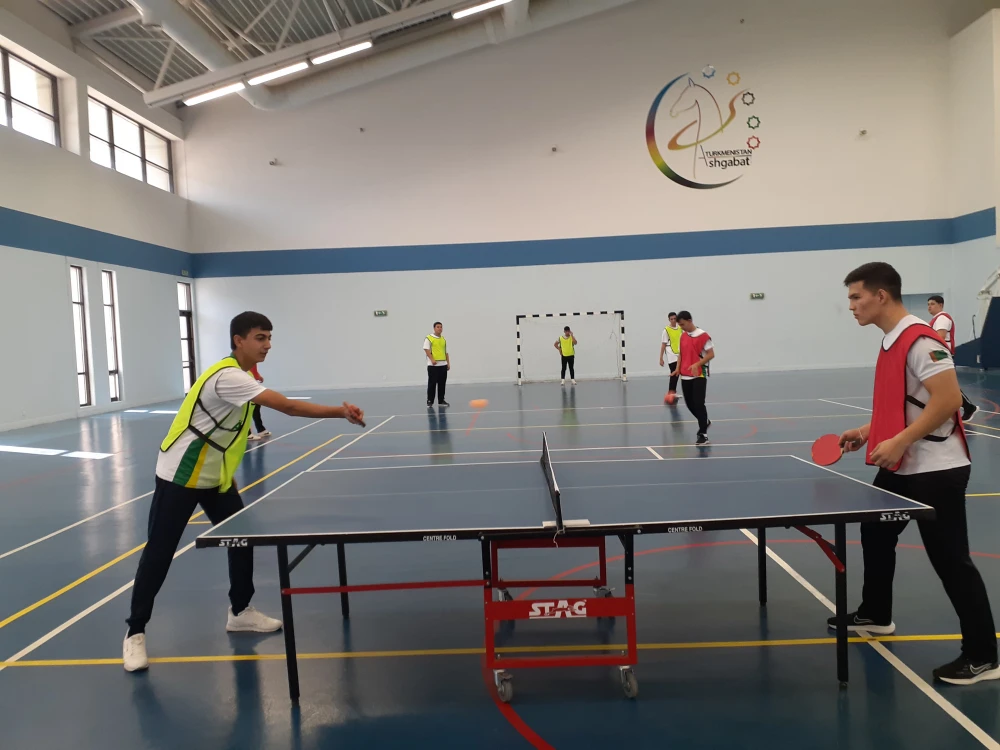 СОСТОЯЛИСЬ СОРЕВНОВАНИЯ ПО РАЗЛИЧНЫМ ВИДАМ СПОРТА