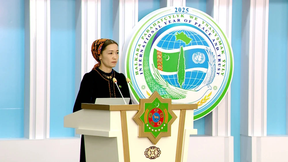 “DIALOG – PARAHATÇYLYGYŇ KEPILI” ATLY BRIFING GEÇIRILDI