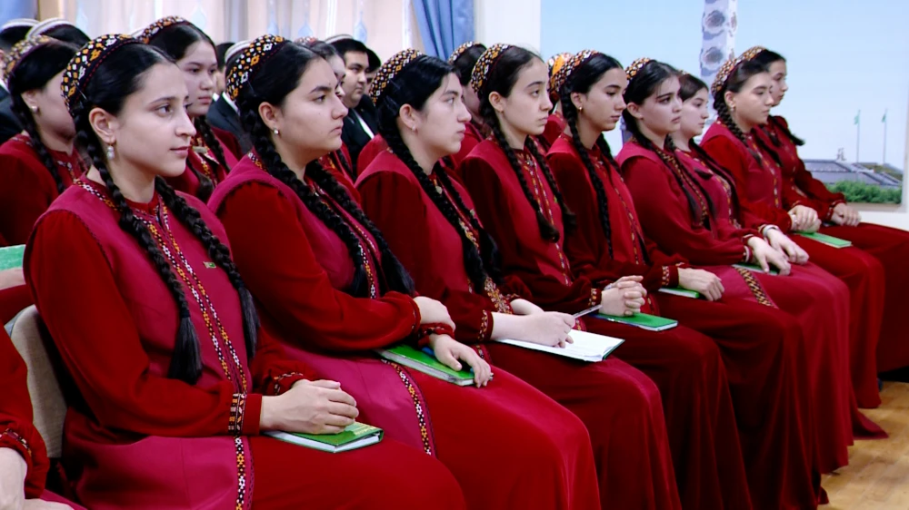 WAGYZ-NESIHAT DUŞUŞYGY GEÇIRILDI