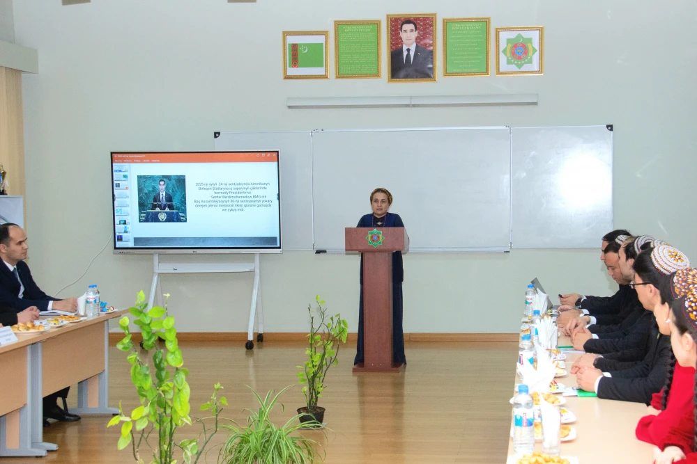 СОСТОЯЛСЯ БРИФИНГ, ПОСВЯЩЕННЫЙ ГОДУ МЕЖДУНАРОДНОГО ПРАВА