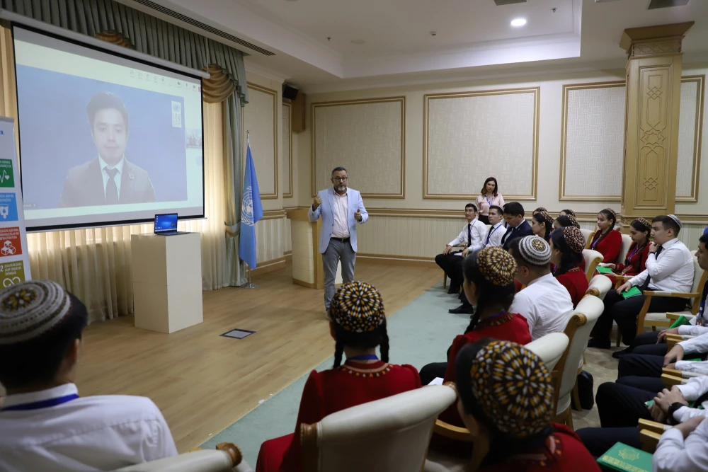 UNDP engages with Youth in Turkmenistan as part of the 100-Day Global Consultation on Digital Inclusion