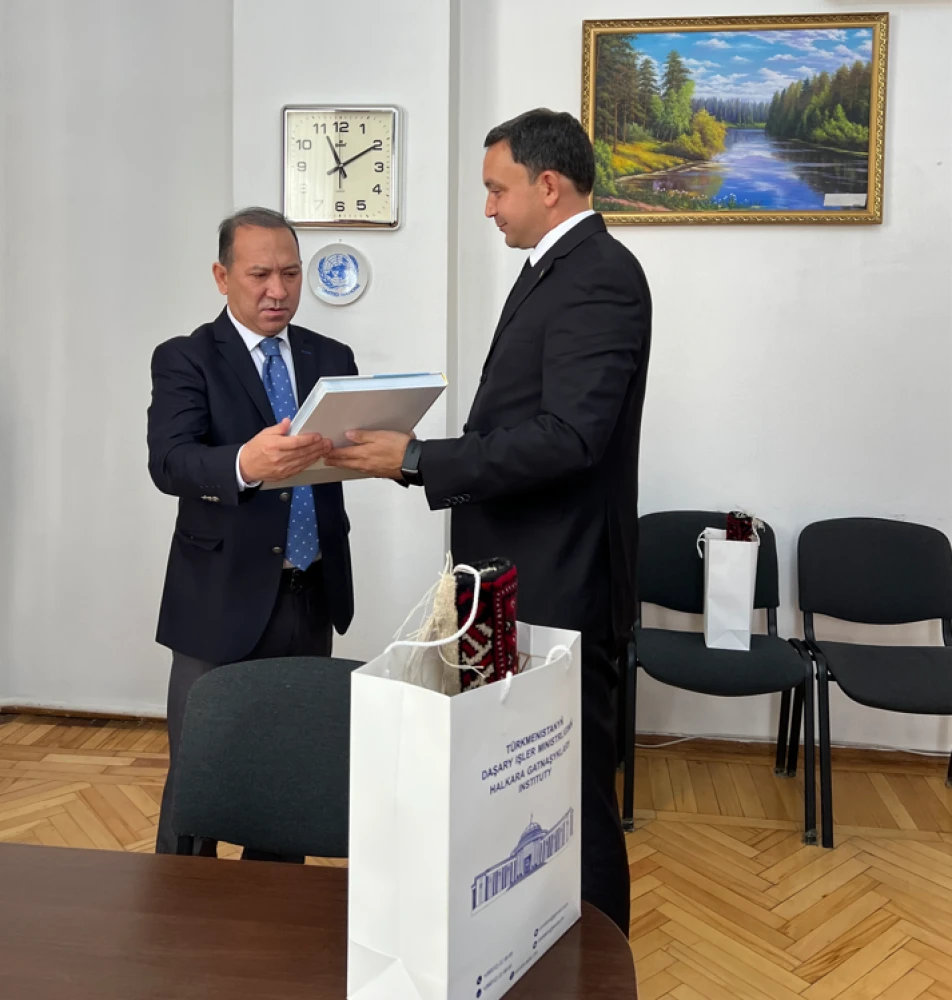 Turkmen – Kyrgyz cooperation