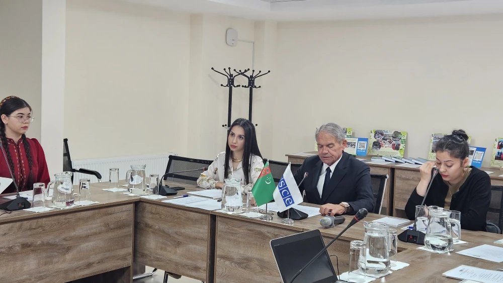 В ЦЕНТРЕ ОБСЕ В АШХАБАДЕ СОСТОЯЛСЯ СЕМИНАР ДЛЯ СТУДЕНТОВ