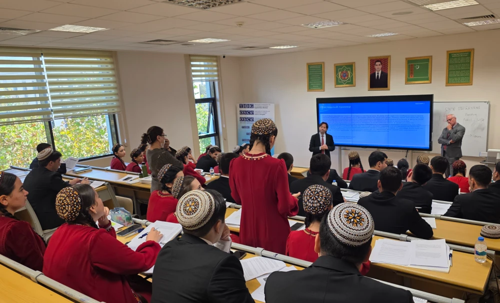 A TRAINING SEMINAR ON HUMAN RIGHTS AND INTERNATIONAL HUMANITARIAN LAW WAS HELD