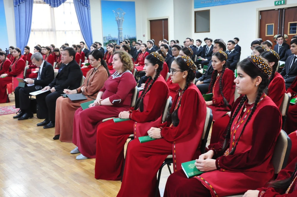 CENTRAL ASIA: BECOMING A NEW CENTER OF SUSTAINABLE ECONOMIC DEVELOPMENT