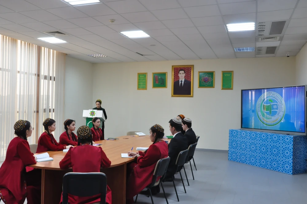 PARAHATÇYLYGYŇ HATYRASYNA MEDENI DIPLOMATIÝANYŇ ORNY ARA ALNYP MASLAHATLAŞYLDY