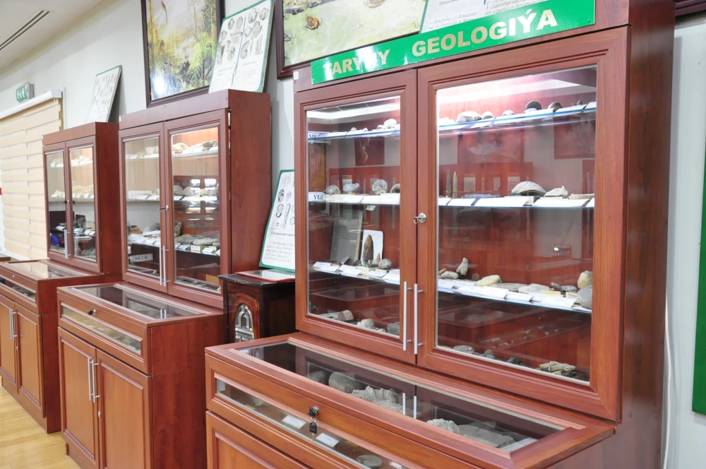 СОСТОЯЛАСЬ ВСТРЕЧА С ИЗВЕСТНЫМ УЧЁНЫМ А.БУШМАКИНЫМ