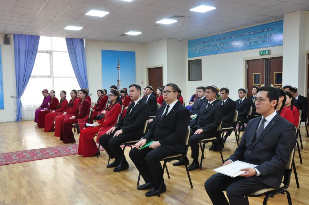 “LET’S READ TOGETHER!”: THE INSTITUTE CELEBRATED WORLD BOOK AND COPYRIGHT DAY