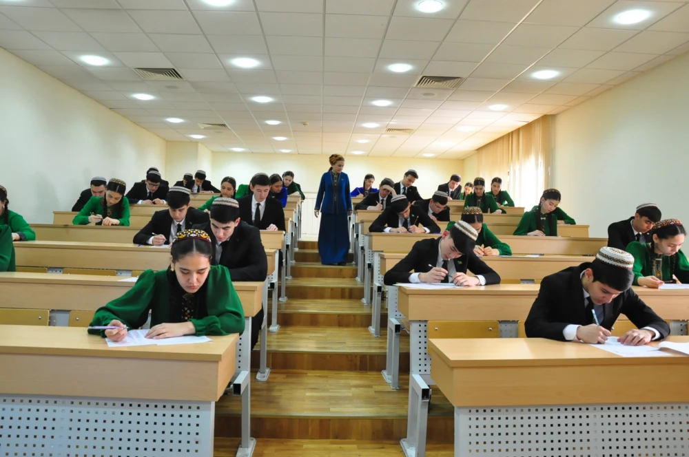 THE SECOND STAGE OF THE SUBJECT OLYMPIAD WAS HELD AMONG SCHOOL STUDENTS