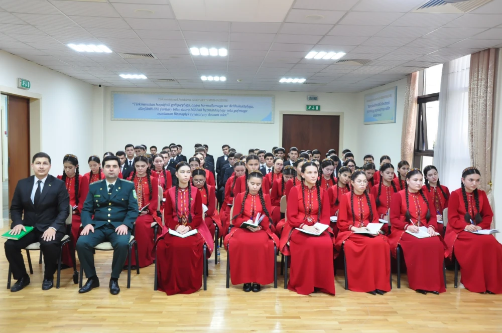 ÝAŞLAR BARADA DÖWLET SYÝASATYNA BAGYŞLANAN WAGYZ-NESIHAT ÇÄRESI GEÇIRILDI