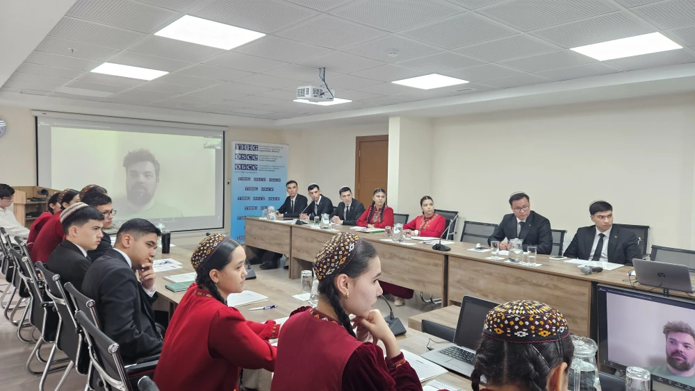 В ЦЕНТРЕ ОБСЕ В АШХАБАДЕ СОСТОЯЛСЯ СЕМИНАР ДЛЯ СТУДЕНТОВ