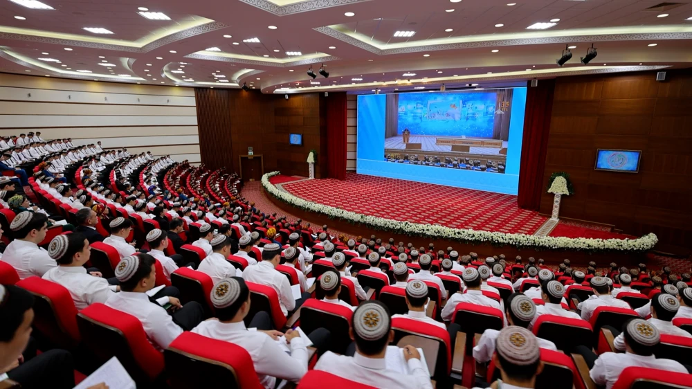 THE NATIONAL LEADER OF THE TURKMEN PEOPLE DELIVERED A  LECTURE TO STUDENT YOUTH IN ARKADAG CITY