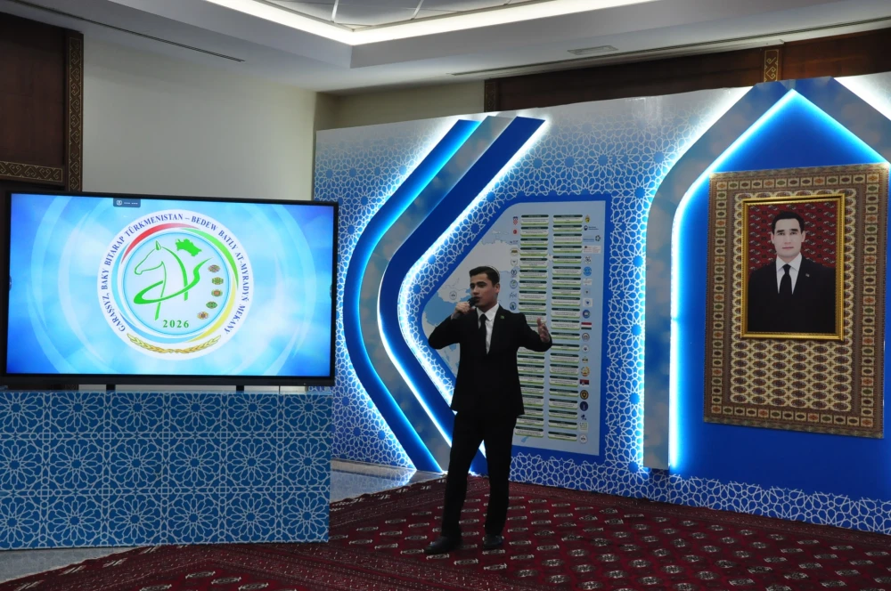 «BERKARAR DÖWLETIŇ TÄZE EÝÝAMYNYŇ BAGTYÝAR GERÇEKLERI» ATLY DÖREDIJILIK BÄSLEŞIGINIŇ INSTITUT TAPGYRY GEÇIRILDI