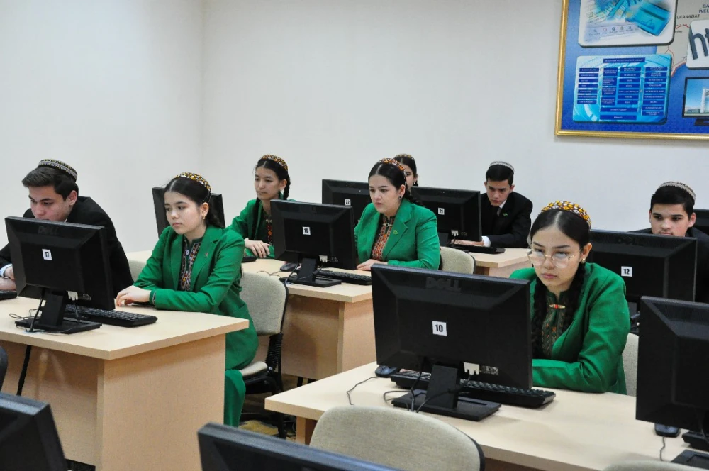 An online competition “Magtymguly Fragi’s concept of peace” was held