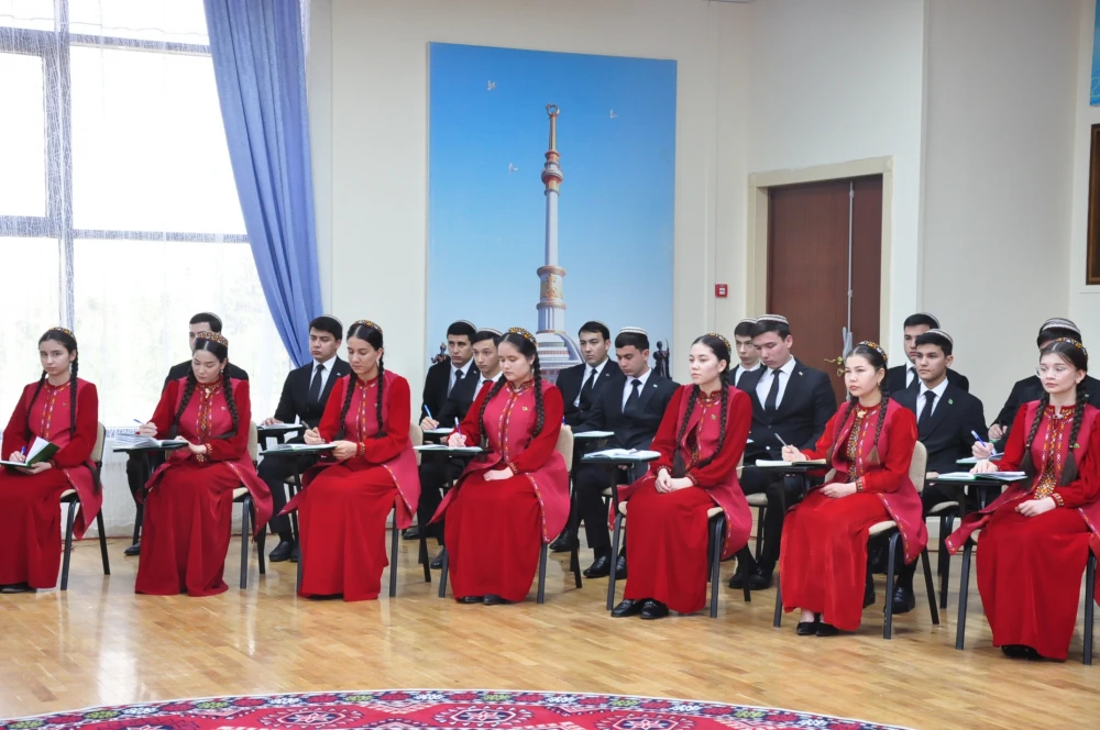 БРИФИНГ ПО ИТОГАМ ВИЗИТА НАЦИОНАЛЬНЫЙ ЛИДЕРA, ГЕРОЯ-АРКАДАГА В АВСТРИЙСКУЮ РЕСПУБЛИКУ