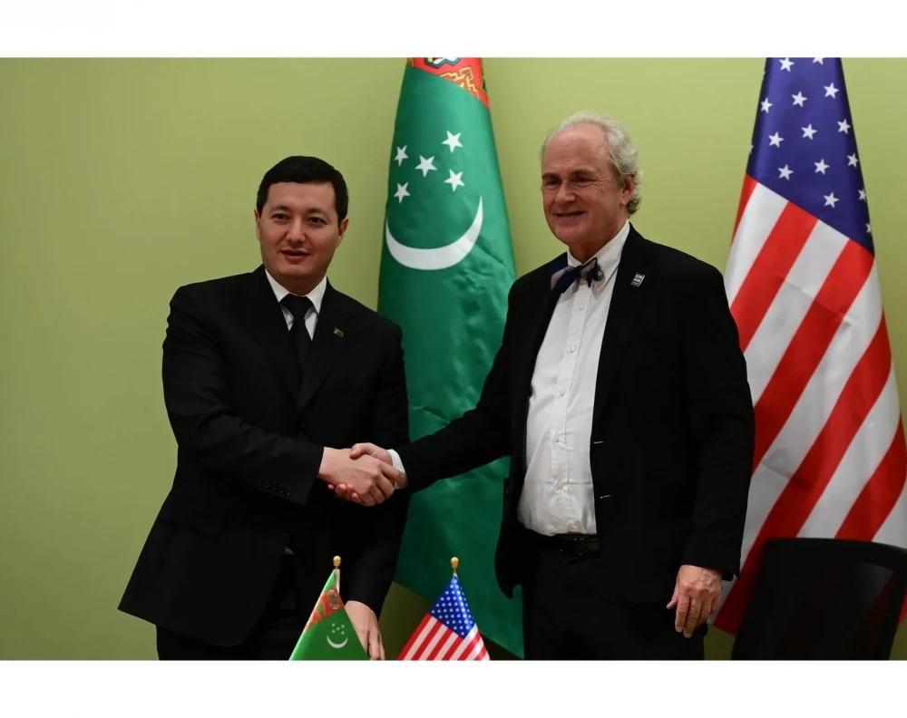 Turkmen Universities cooperate with US University surady