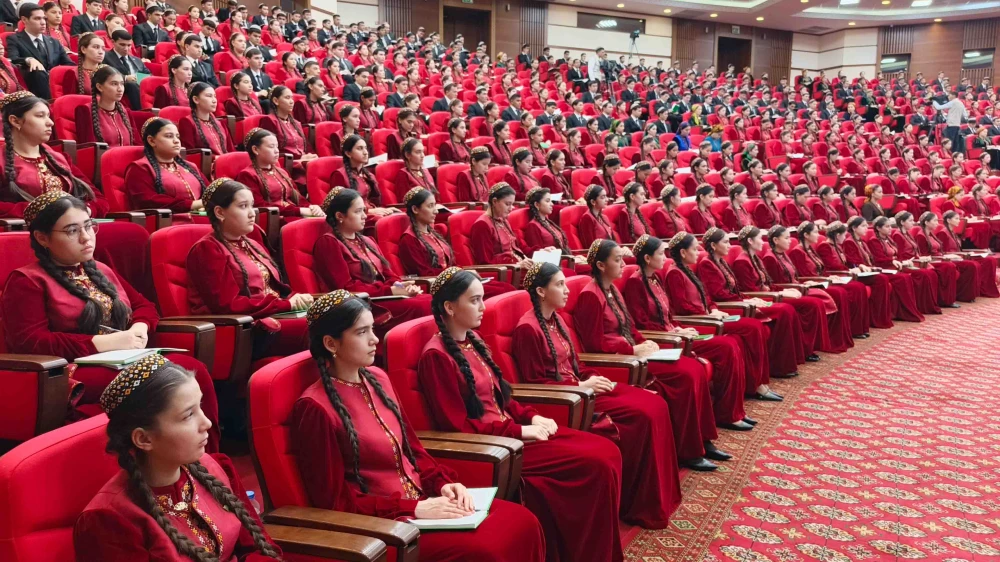 «PARAHATÇYLYK WE YNANYŞMAK – UMUMADAMZAT ÝÖRELGESI» ATLY HALKARA MASLAHATY