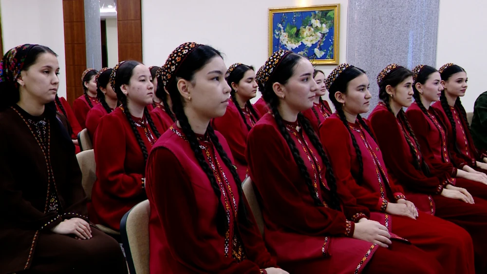 Проведён институтский этап конкурса «Студенческая краса – 2026»