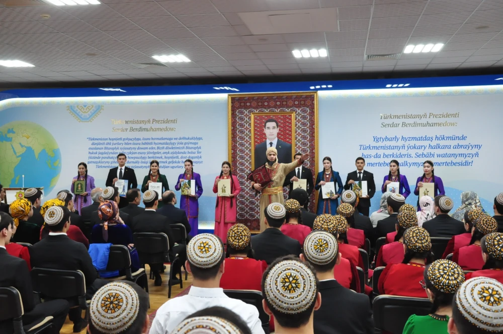SOLEMN CULTURAL AND LITERARY EVENT DEDICATED TO THE POETRY DAY OF HAFEZ SHIRAZI WAS HELD