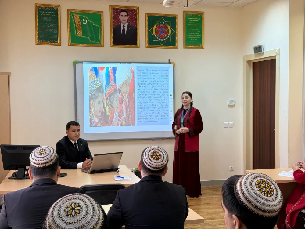 A Training Seminar in Collaboration with UNICEF Was Held