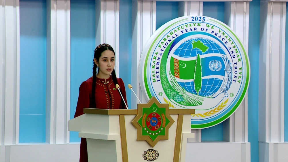 “DIALOG – PARAHATÇYLYGYŇ KEPILI” ATLY BRIFING GEÇIRILDI