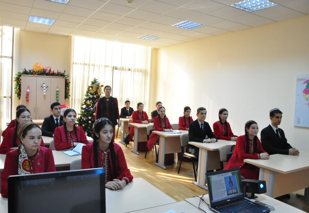 Sagdyn-durmuş ýörelgelerini ündeýän bäsleşik surady